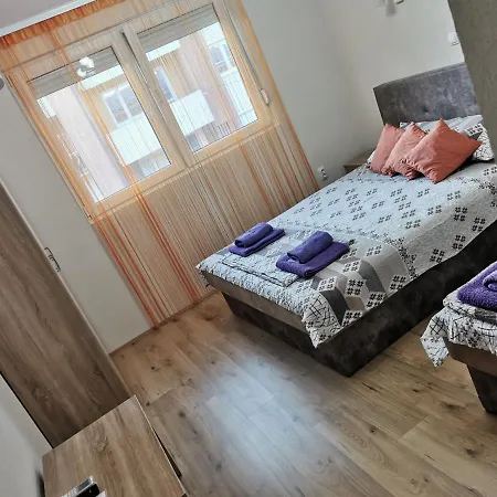 Manila, Vrnjacke Terme-popust, Centar Pegaz-popust, Garazno Mesto Apartamento *