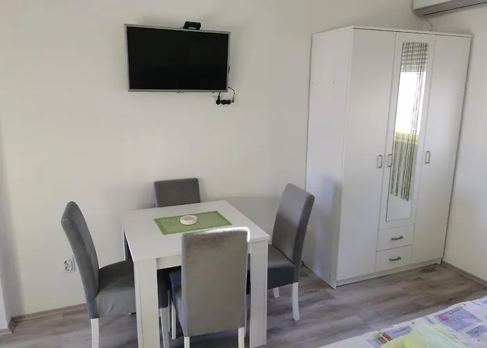 Διαμέρισμα Manila, Vrnjacke Terme-popust, Centar Pegaz-popust, Garazno Mesto