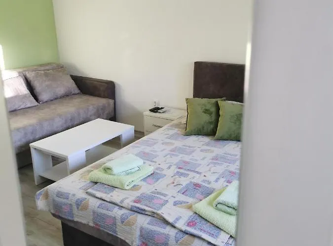 Manila, Vrnjacke Terme-popust, Centar Pegaz-popust, Garazno Mesto Διαμέρισμα Vrnjačka Banja